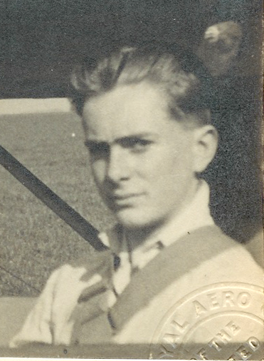 Morrys Moore 1945