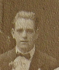 Tom Moore 1922